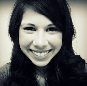 Meet your Posher, Chloe